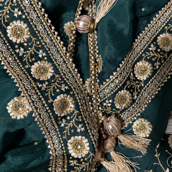 Punjabi suit 😊 - Picture 4 of 6